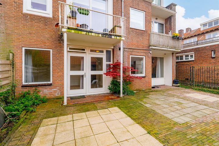 Bekijk foto 30 van R. Castelijnstraat 12