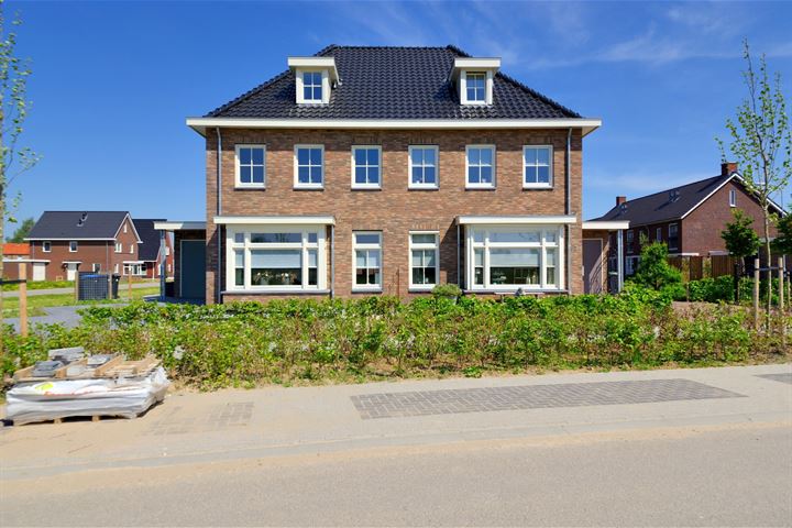 View photo 9 of Kapelstraat