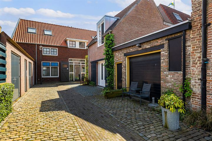 Bekijk foto 40 van Ridderstraat 5