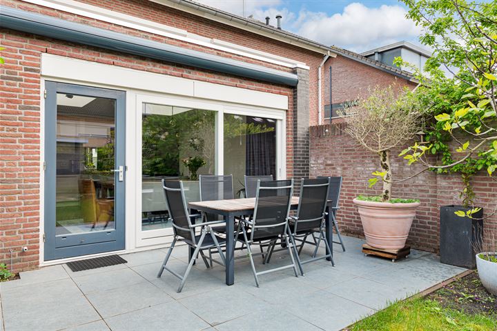 Bekijk foto 32 van Mina Krusemanstraat 2