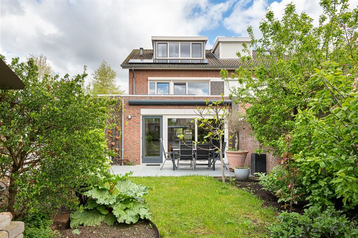 Bekijk foto 31 van Mina Krusemanstraat 2