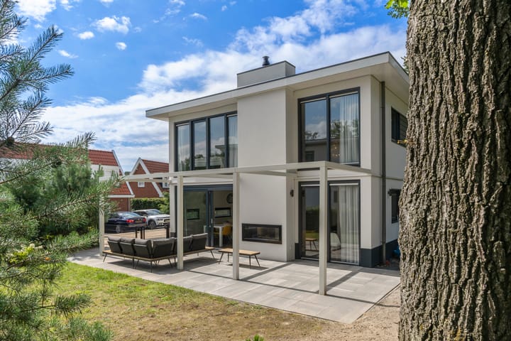 Photo 1 of Vijverlaan 1-S17