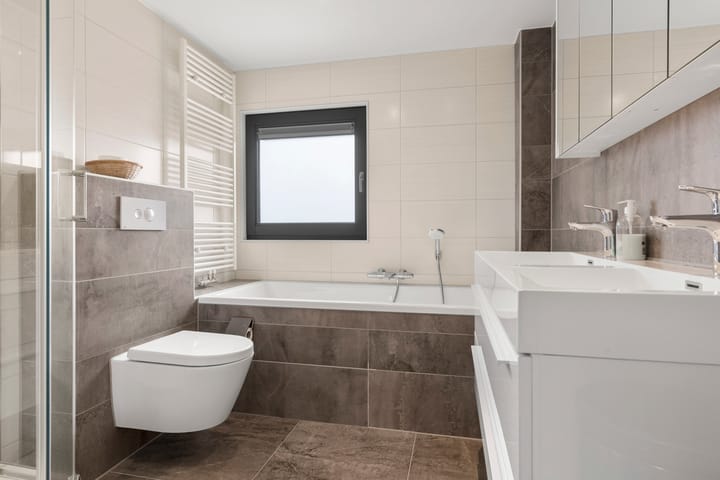 Photo 32 of Vijverlaan 1-S17