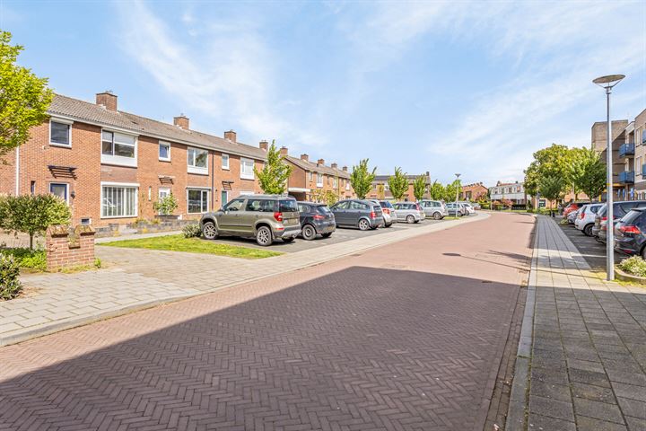 Bekijk foto 31 van Emmastraat 3