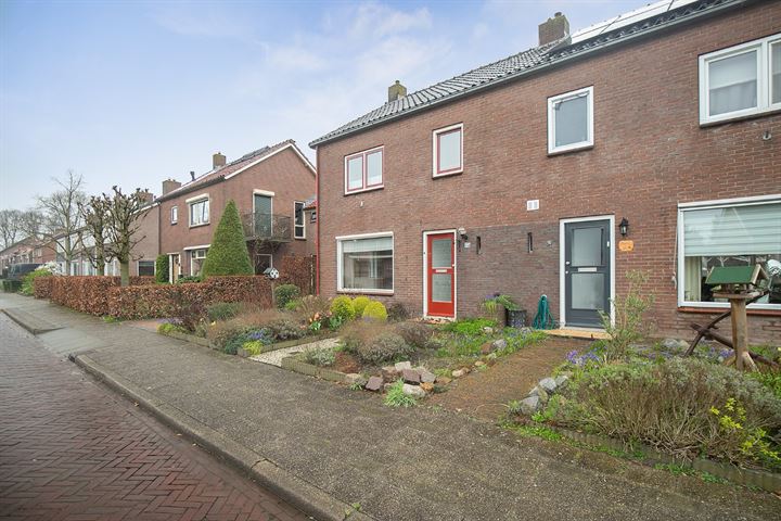 View photo 40 of Westenbergstraat 72