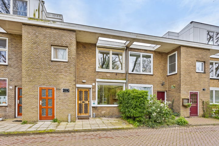 Bekijk foto 1 van Coronelstraat 8