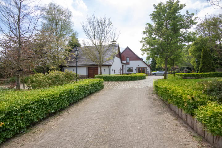 Photo 62 of Achtergaardsestraat 25