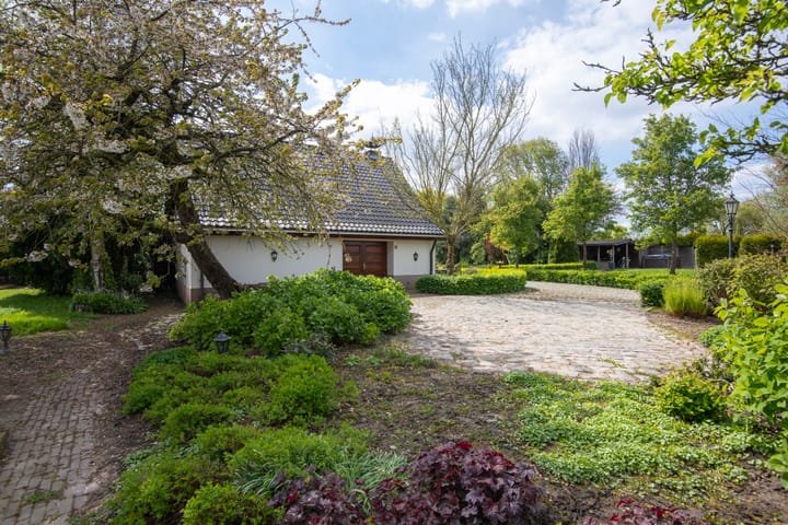 Photo 57 of Achtergaardsestraat 25