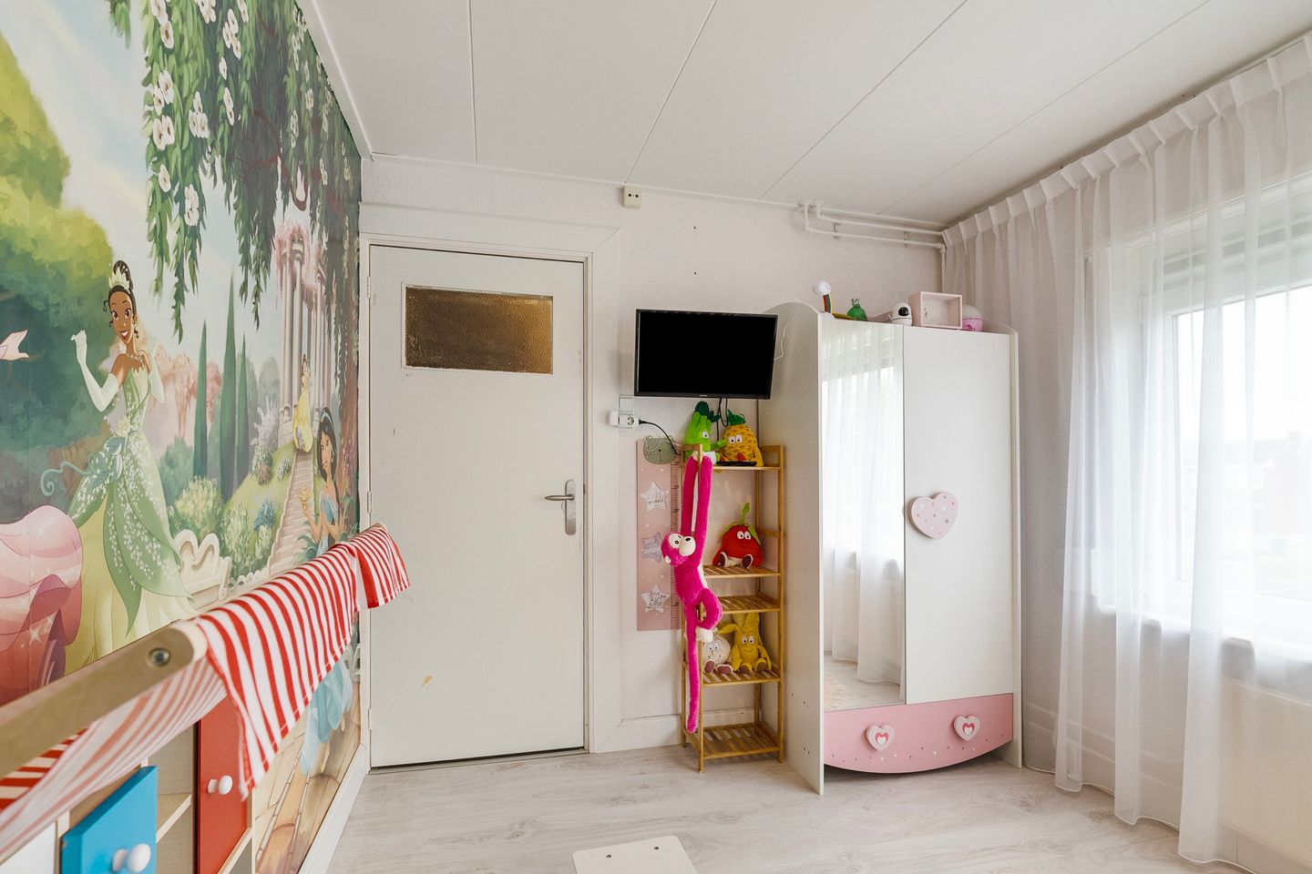 Photo 25 of Visartstraat 41