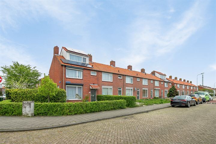 Bekijk foto 39 van Visartstraat 41