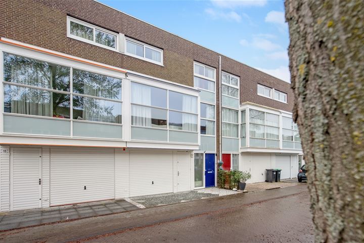 Bekijk foto 2 van Krakeendstraat 13