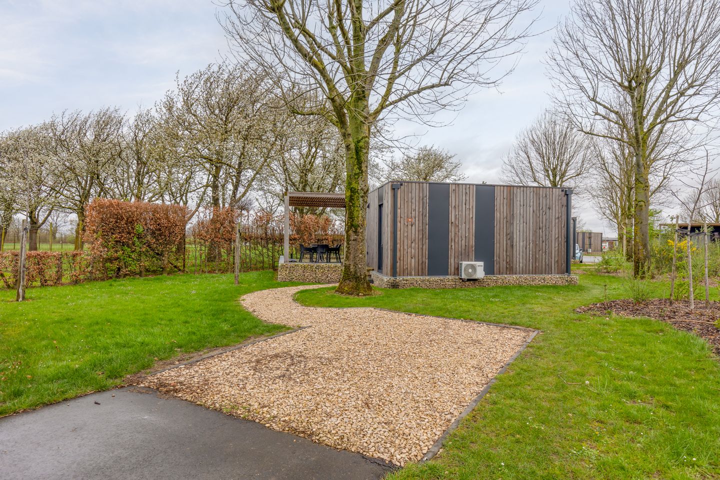 Foto 4 van Rijksweg 6-24