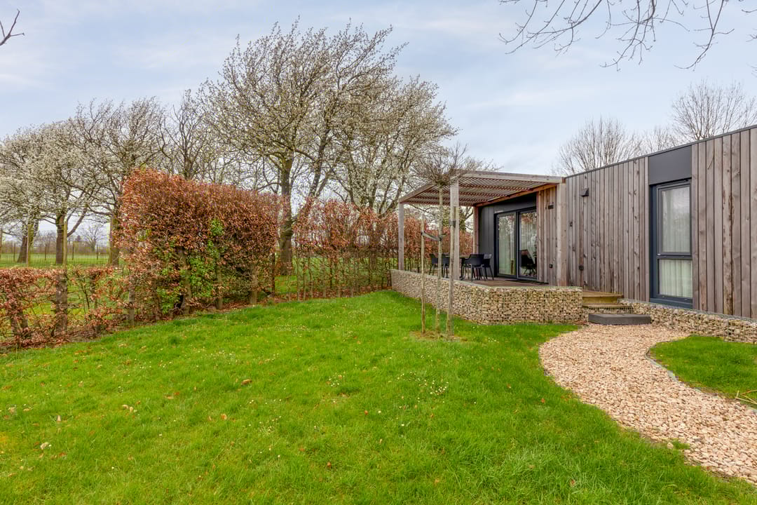 Foto 2 van Rijksweg 6-24