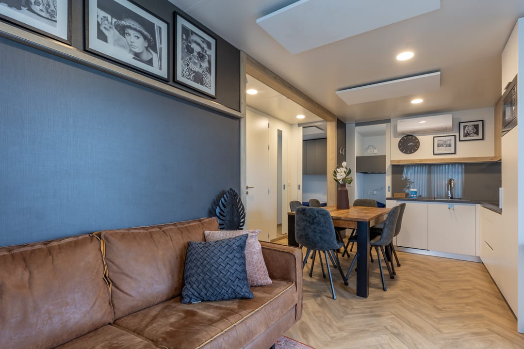 Foto 16 van Rijksweg 6-24