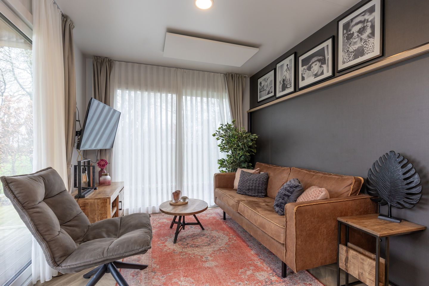 Foto 14 van Rijksweg 6-24