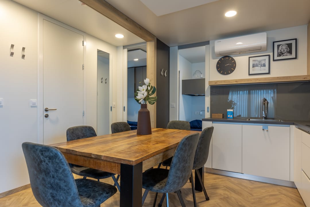 Foto 17 van Rijksweg 6-24