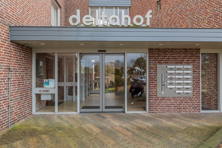 Bekijk foto 28 van Deltahof 6