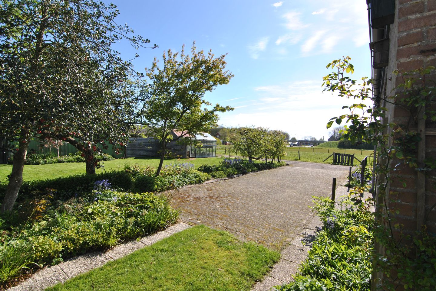 Photo 5 of Dorpsstraat 7