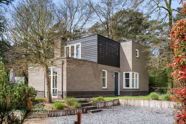 Photo 4 of Vijverlaan 1-S2