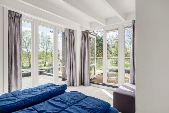 Foto 21 van Vijverlaan 1-S2