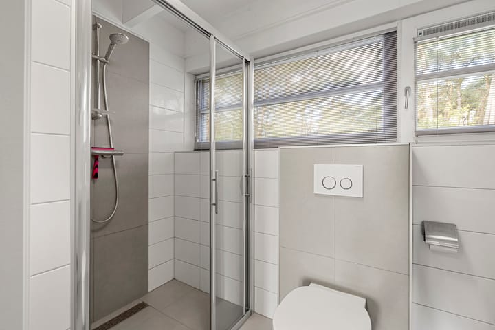 Foto 28 van Vijverlaan 1-S2