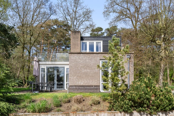 Foto 30 van Vijverlaan 1-S2