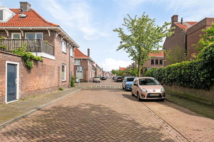 View photo 26 of Cederstraat 58