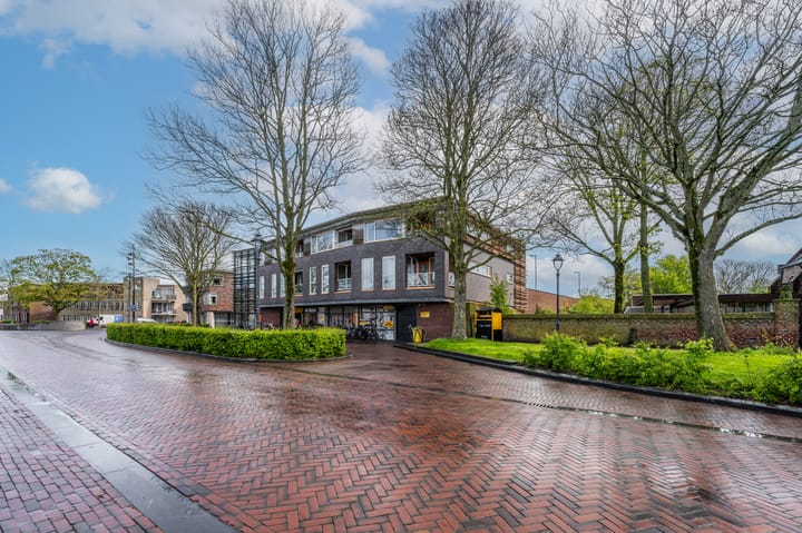 Foto 24 van Oranjeplein 11