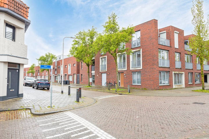 Bekijk foto 28 van Veestraat 133-05