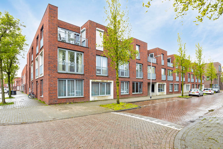 Bekijk foto 1 van Veestraat 133-05