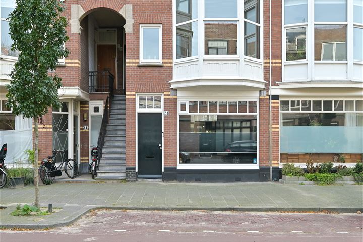 Bekijk foto 2 van De Constant Rebecquestraat 24