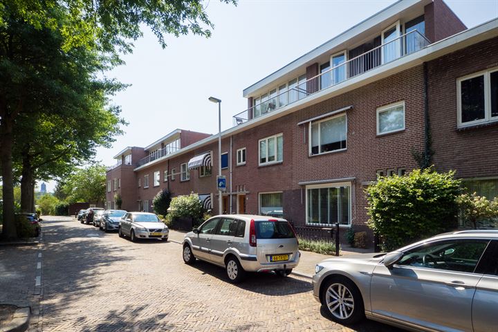 Bekijk foto 42 van Van Swindenstraat 134