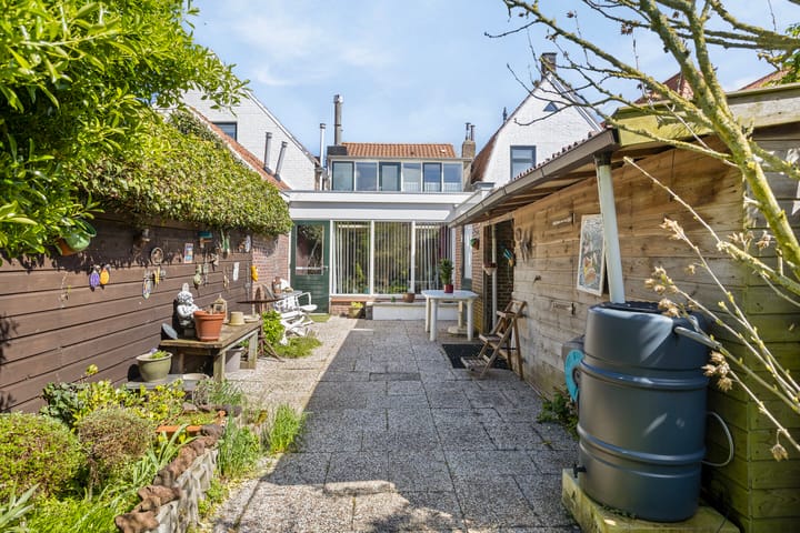 Foto 23 van Voorstraat 65