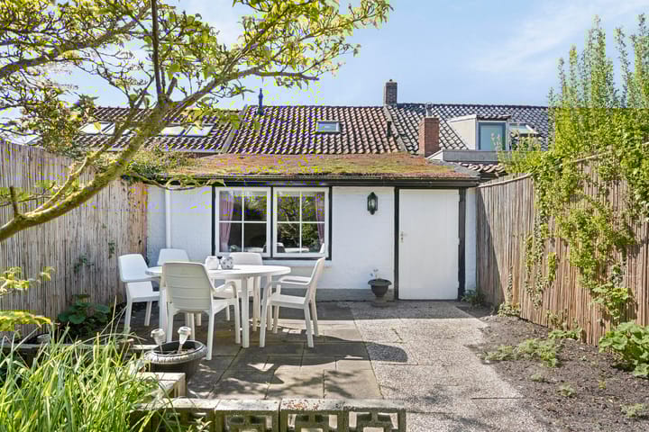 Foto 25 van Voorstraat 65