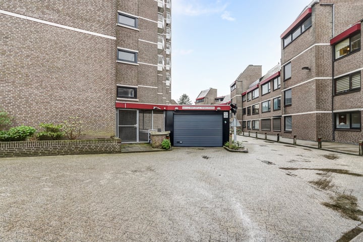 Bekijk foto 28 van Graadt van Roggenstraat 139