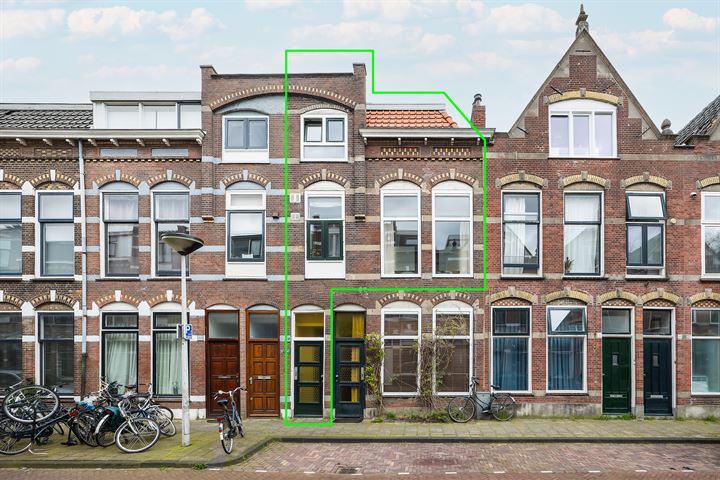 Bekijk foto 1 van Prins Hendrikstraat 24-A