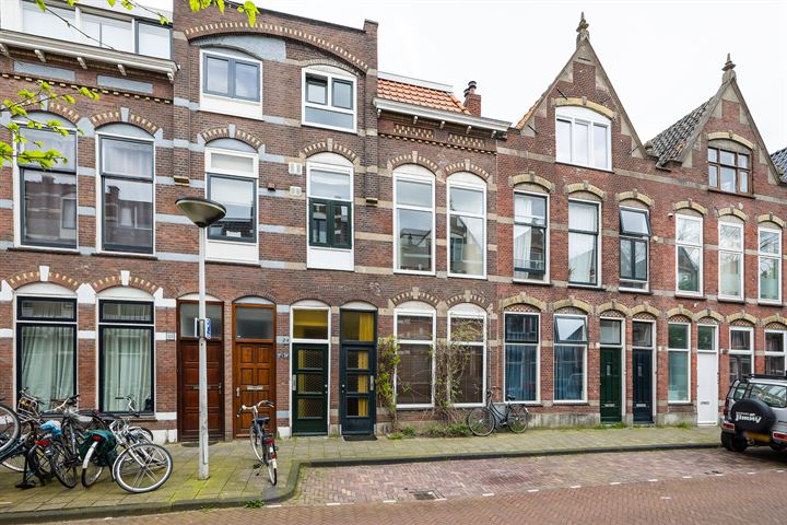 View photo 23 of Prins Hendrikstraat 24-A