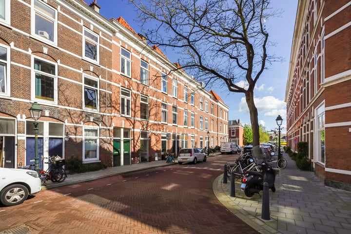 View photo 39 of Van Marumstraat 17