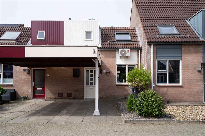 Bekijk foto 1 van Locomobielstraat 39