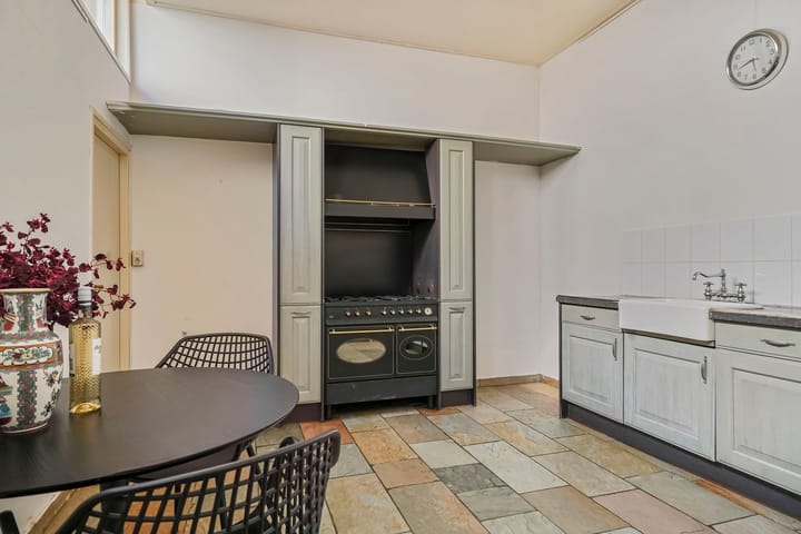 Foto 12 van Fluwelenbroekstraat 43