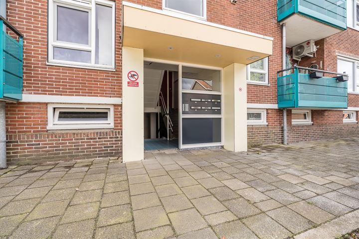 Bekijk foto 10 van Meeuwenstraat 30