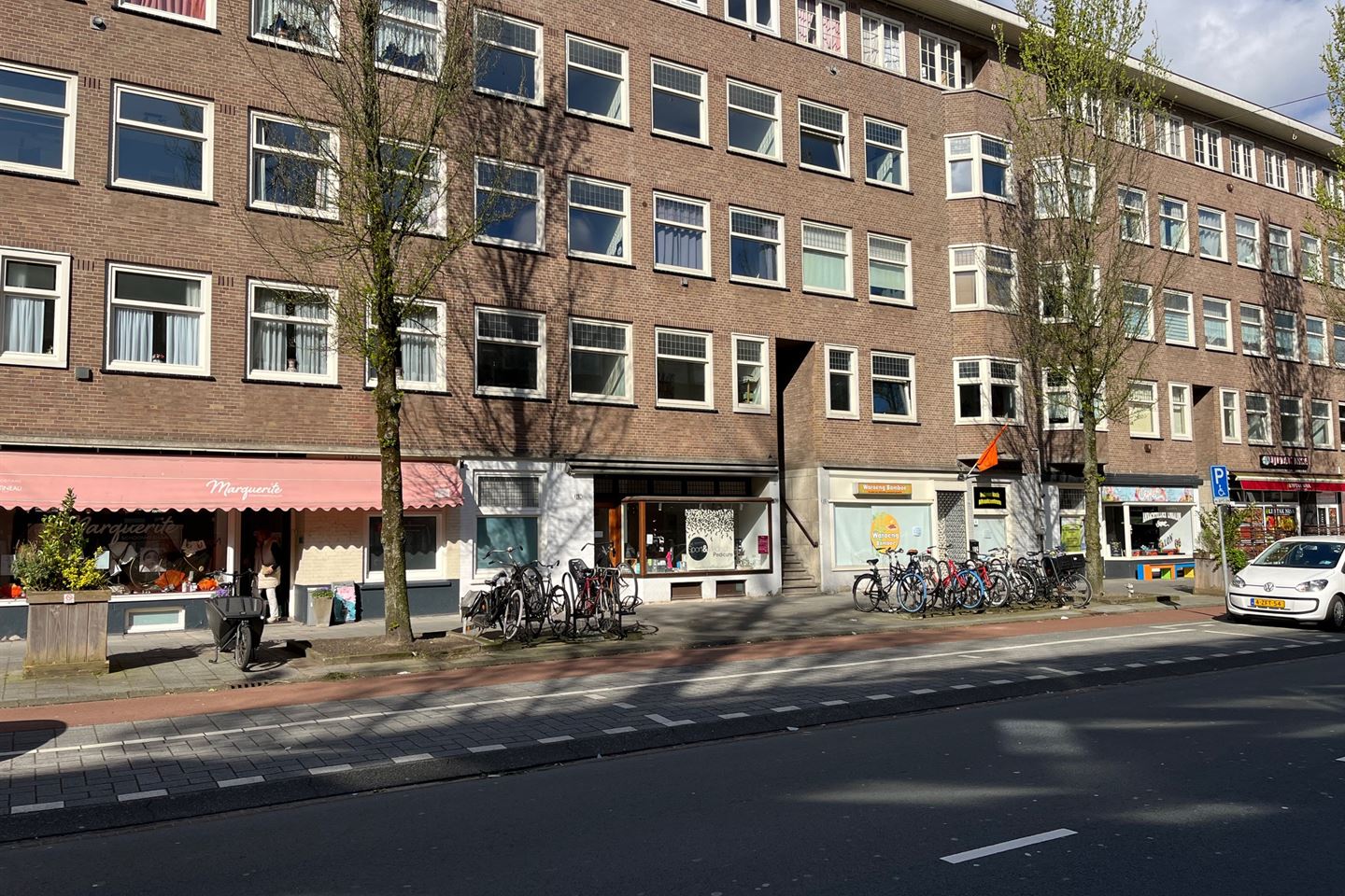 Bekijk foto 1 van Rijnstraat 192