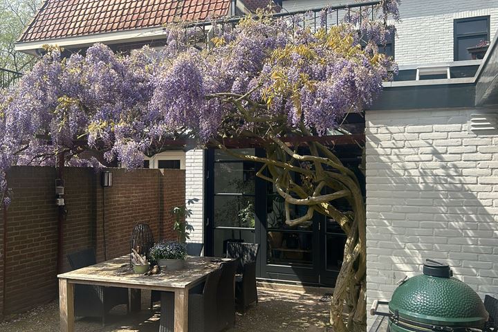 View photo 37 of Staringstraat 14