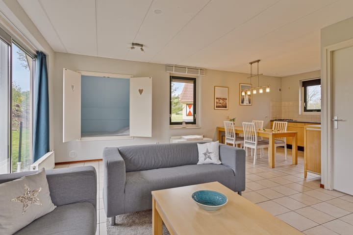 Photo 15 of Oranjekanaal NZ 10-0002