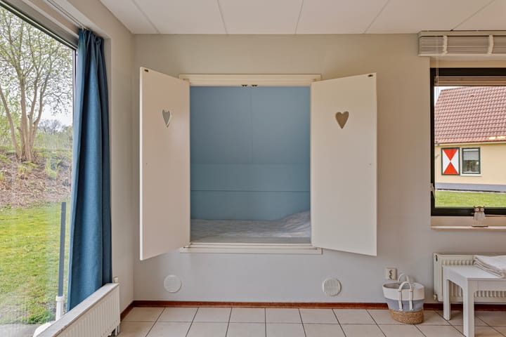 Photo 16 of Oranjekanaal NZ 10-0002