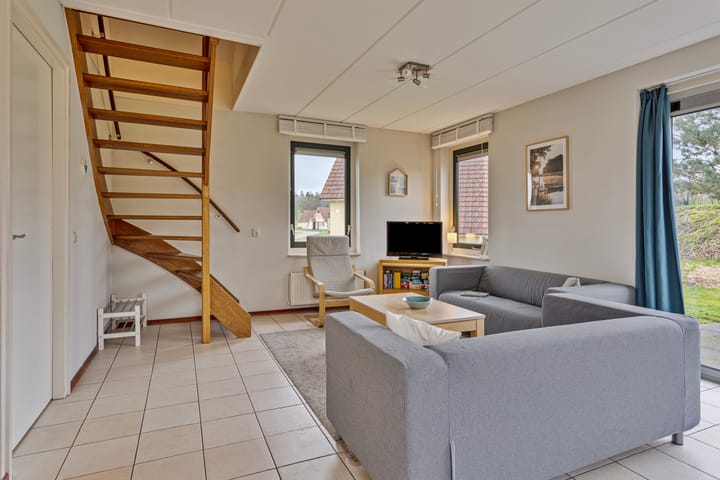 Photo 21 of Oranjekanaal NZ 10-0002