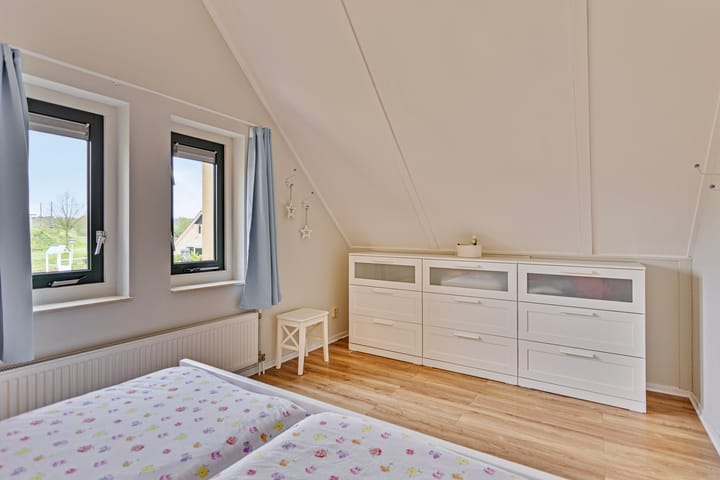 Photo 23 of Oranjekanaal NZ 10-0002