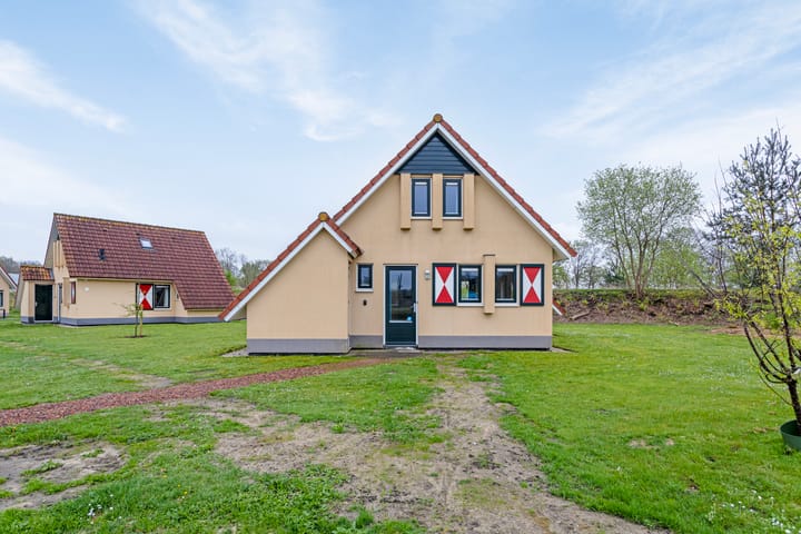 Photo 32 of Oranjekanaal NZ 10-0002