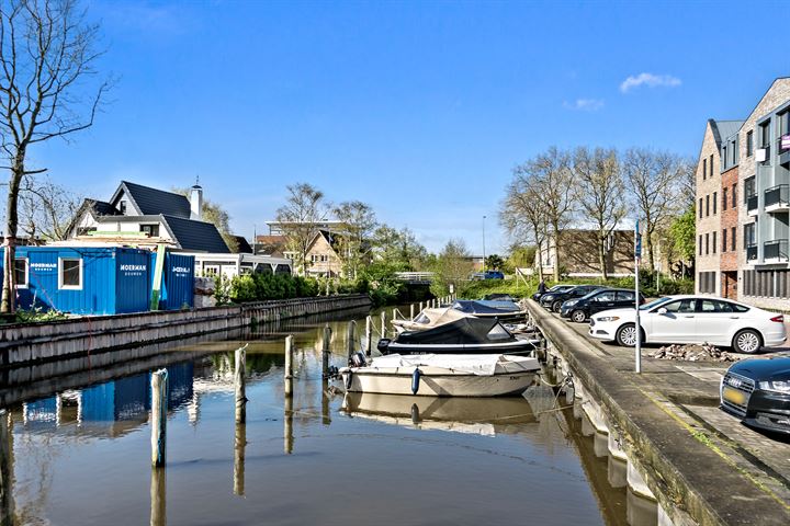 Bekijk foto 35 van Johan van Oldenbarneveldtstraat 1-T