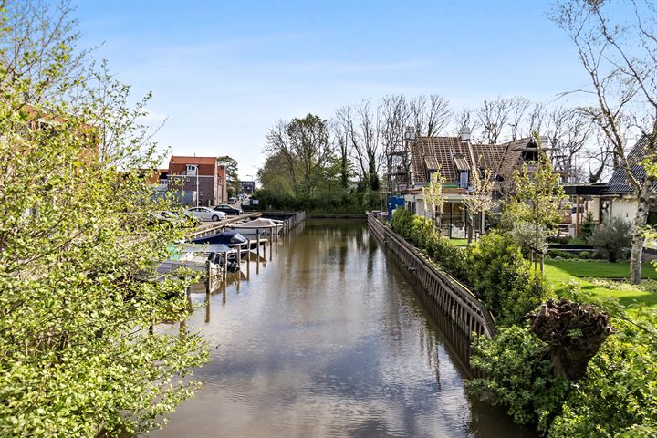 Bekijk foto 36 van Johan van Oldenbarneveldtstraat 1-T